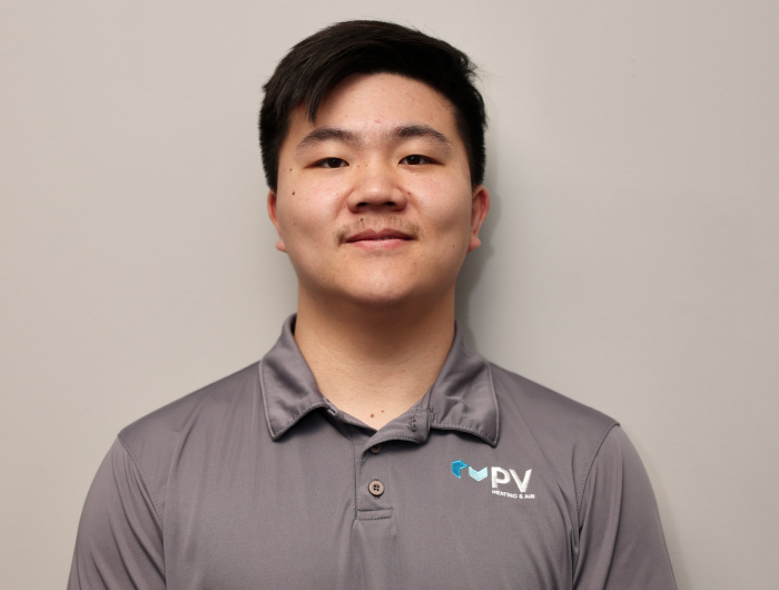 heat pump install technician